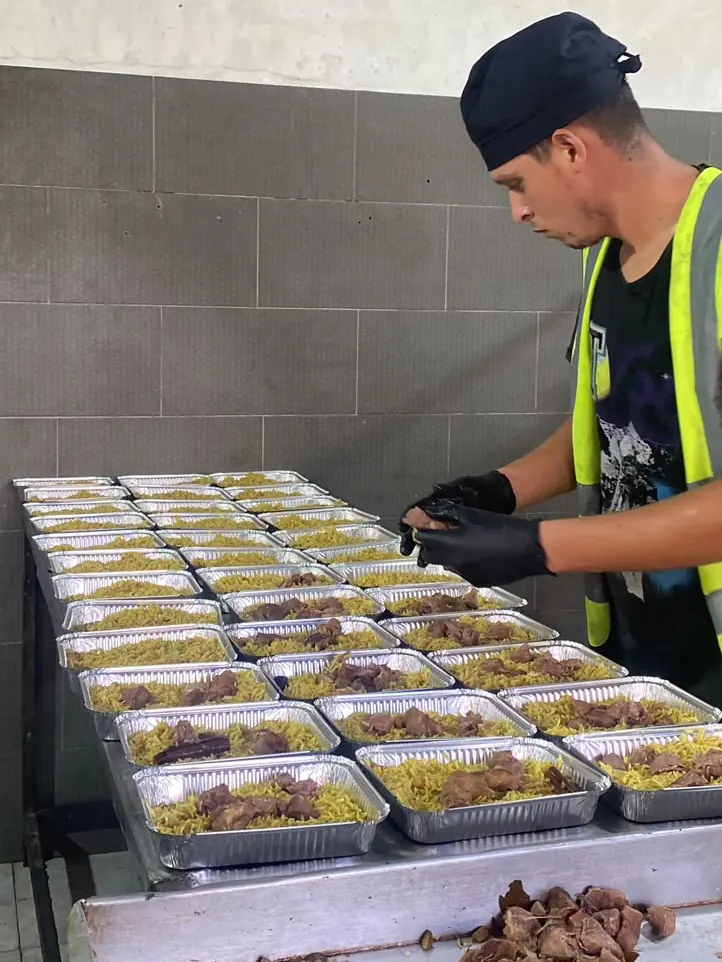 Gazze'de yemek kapları dolduruluyor, 2026
