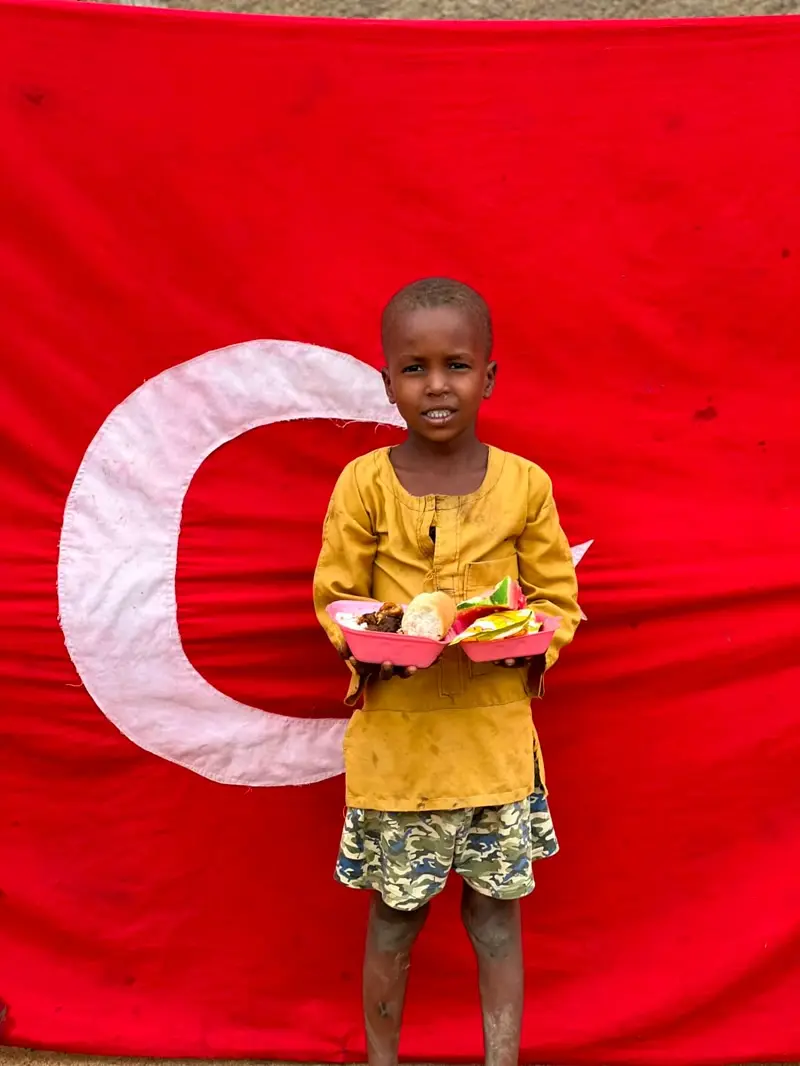 Yemek ikramı